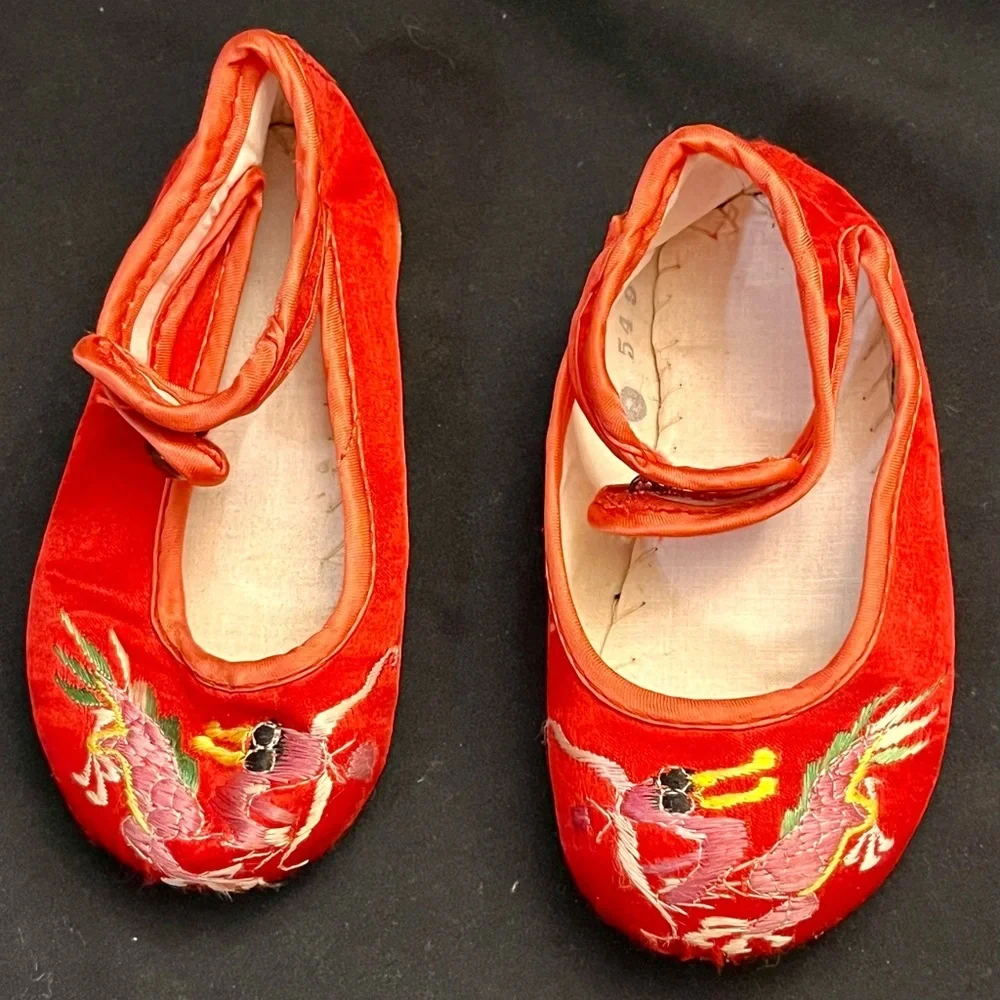 VTG Chinese Embroidered Silk Red Dragon Baby Slippers Shoes Doll Display Sz 6